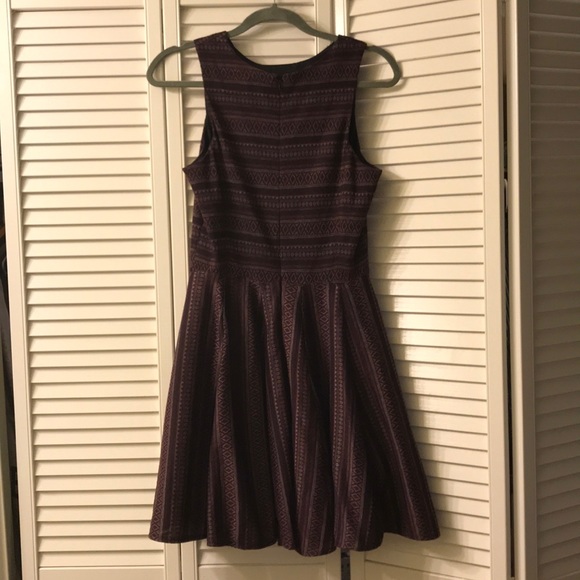 Irene’s Story mid-length dress - Picture 2 of 4